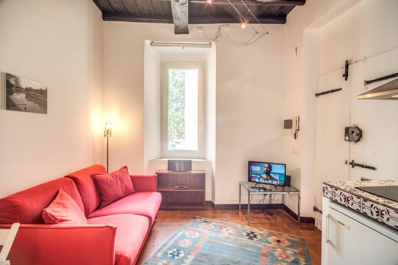 Lovely Flat In The Heart Of Trastevere ローマ エクステリア 写真